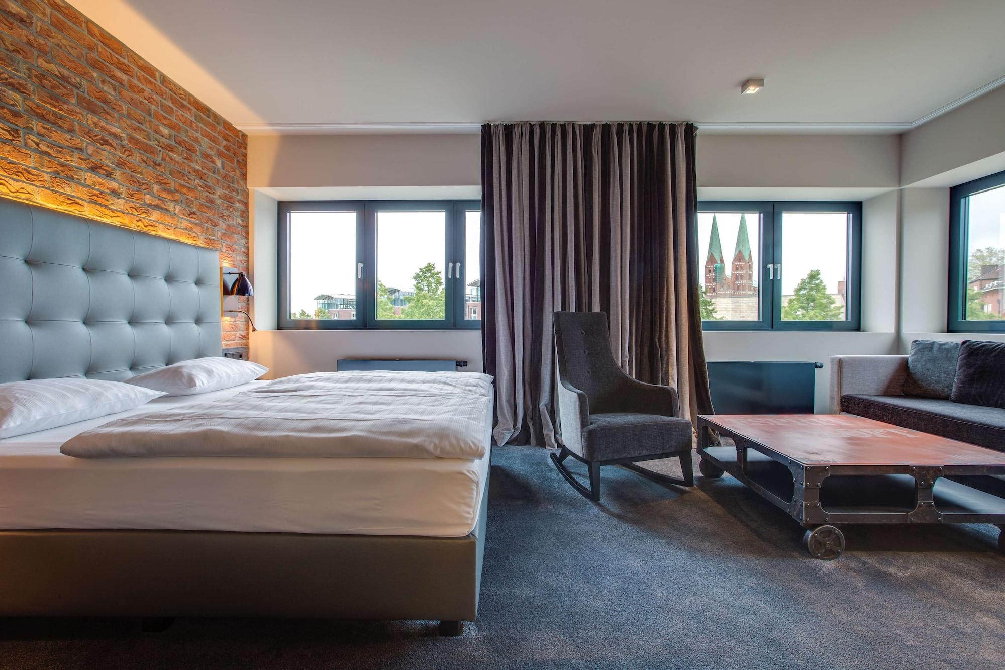 Park Inn By Radisson Luebeck Экстерьер фото