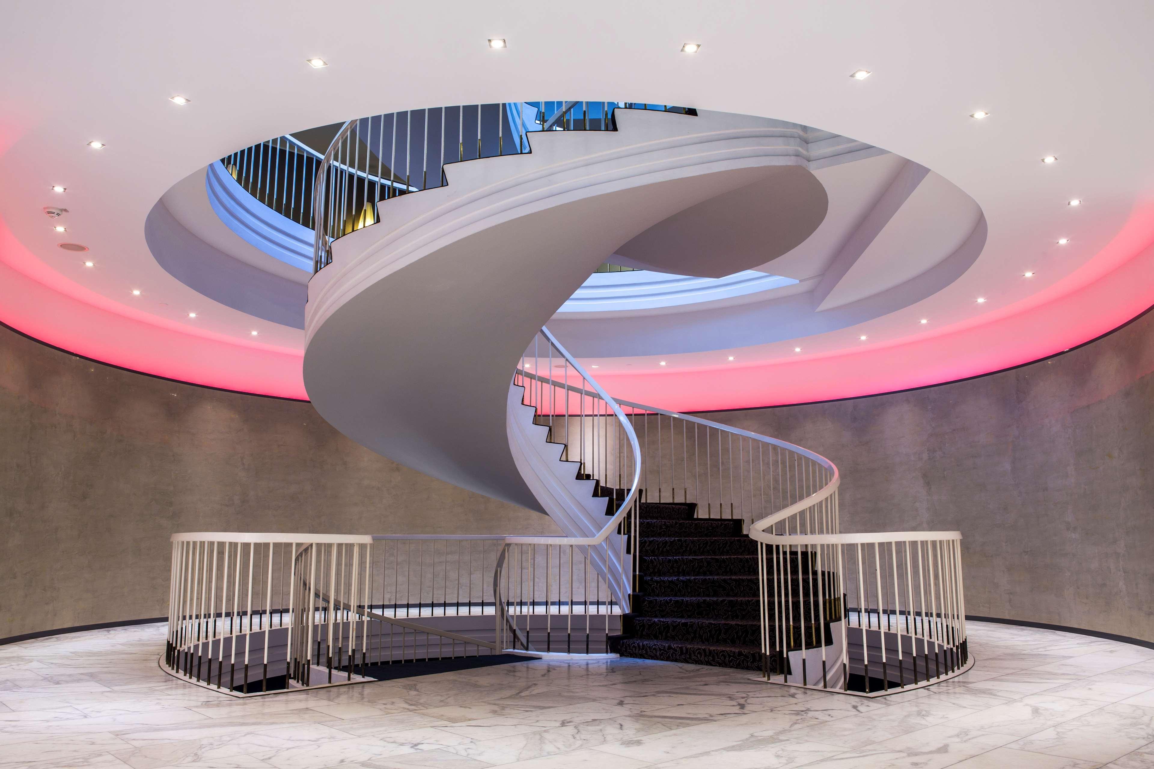 Park Inn By Radisson Luebeck Экстерьер фото