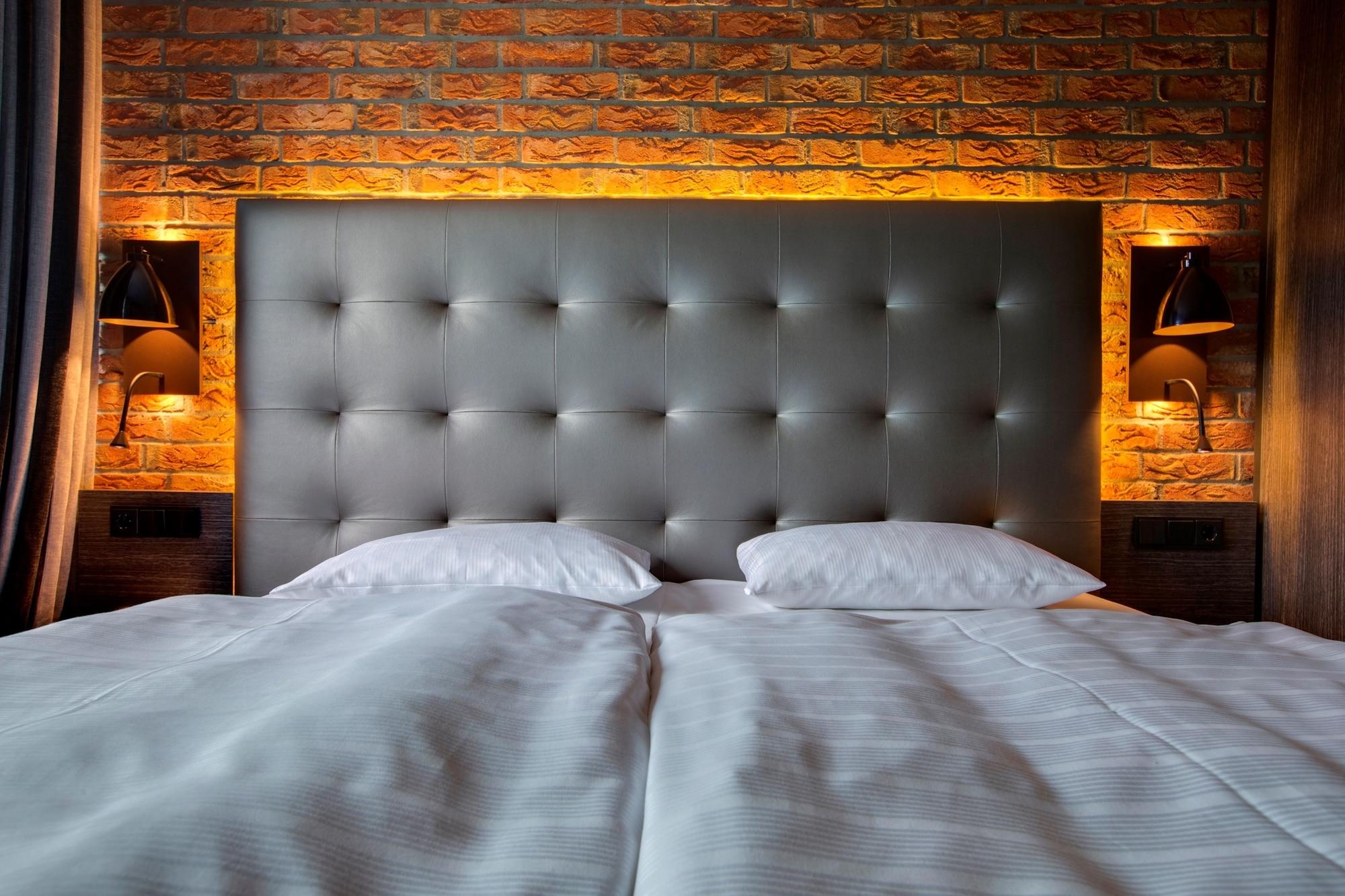 Park Inn By Radisson Luebeck Экстерьер фото