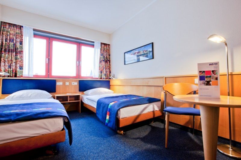 Park Inn By Radisson Luebeck Экстерьер фото