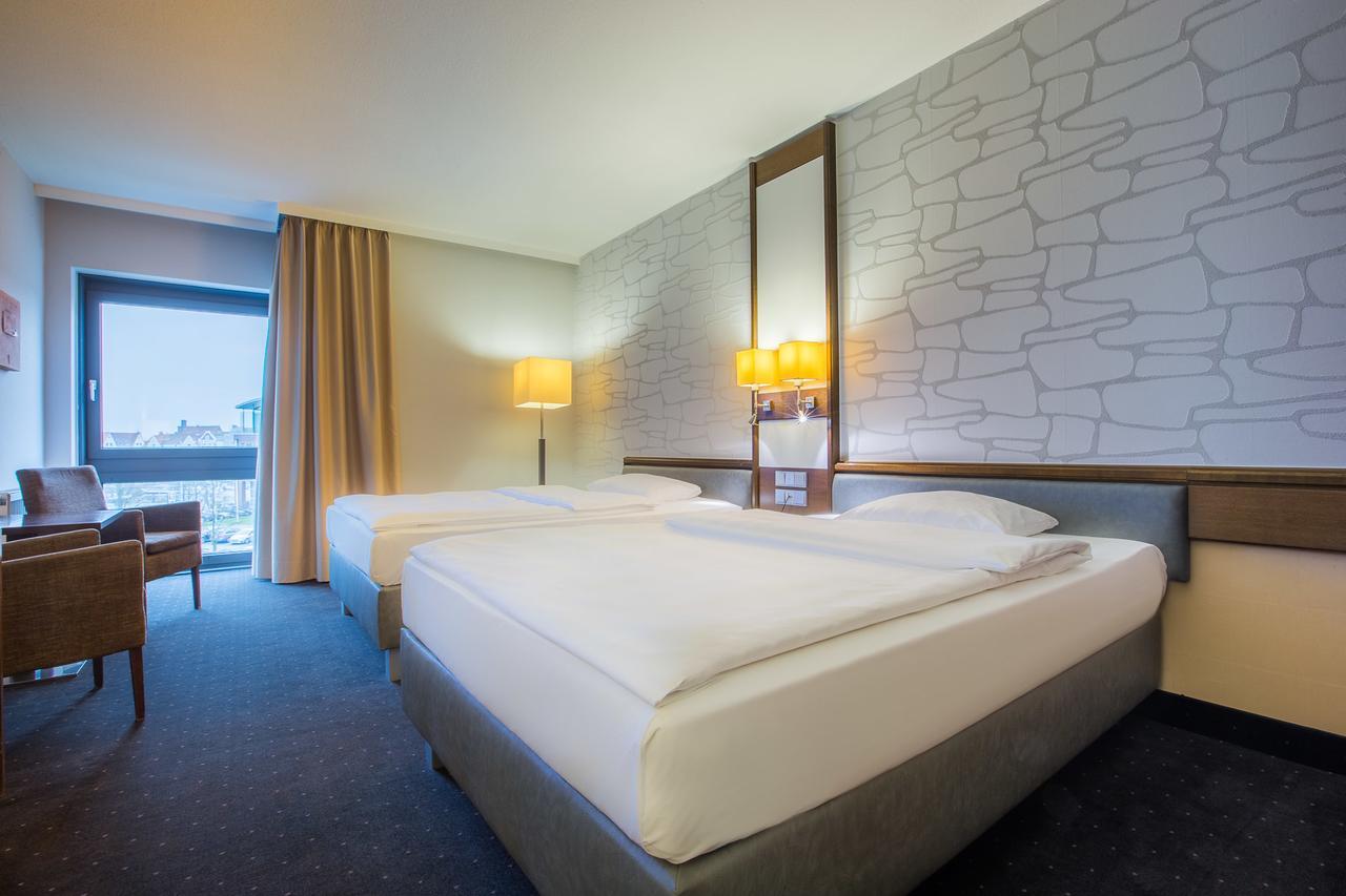 Park Inn By Radisson Luebeck Экстерьер фото